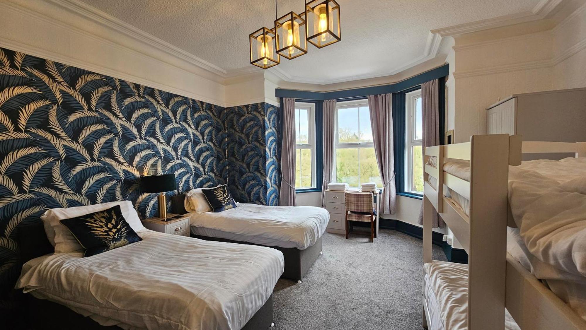 Hotel Rudyard Leek Extérieur photo
