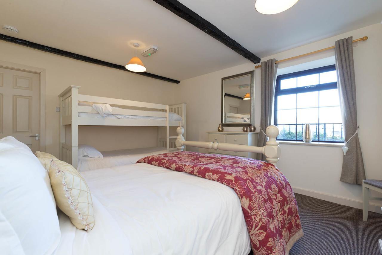 Hotel Rudyard Leek Extérieur photo